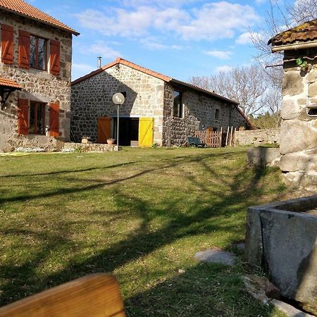 Les Fayettes Hotel Montregard Екстериор снимка