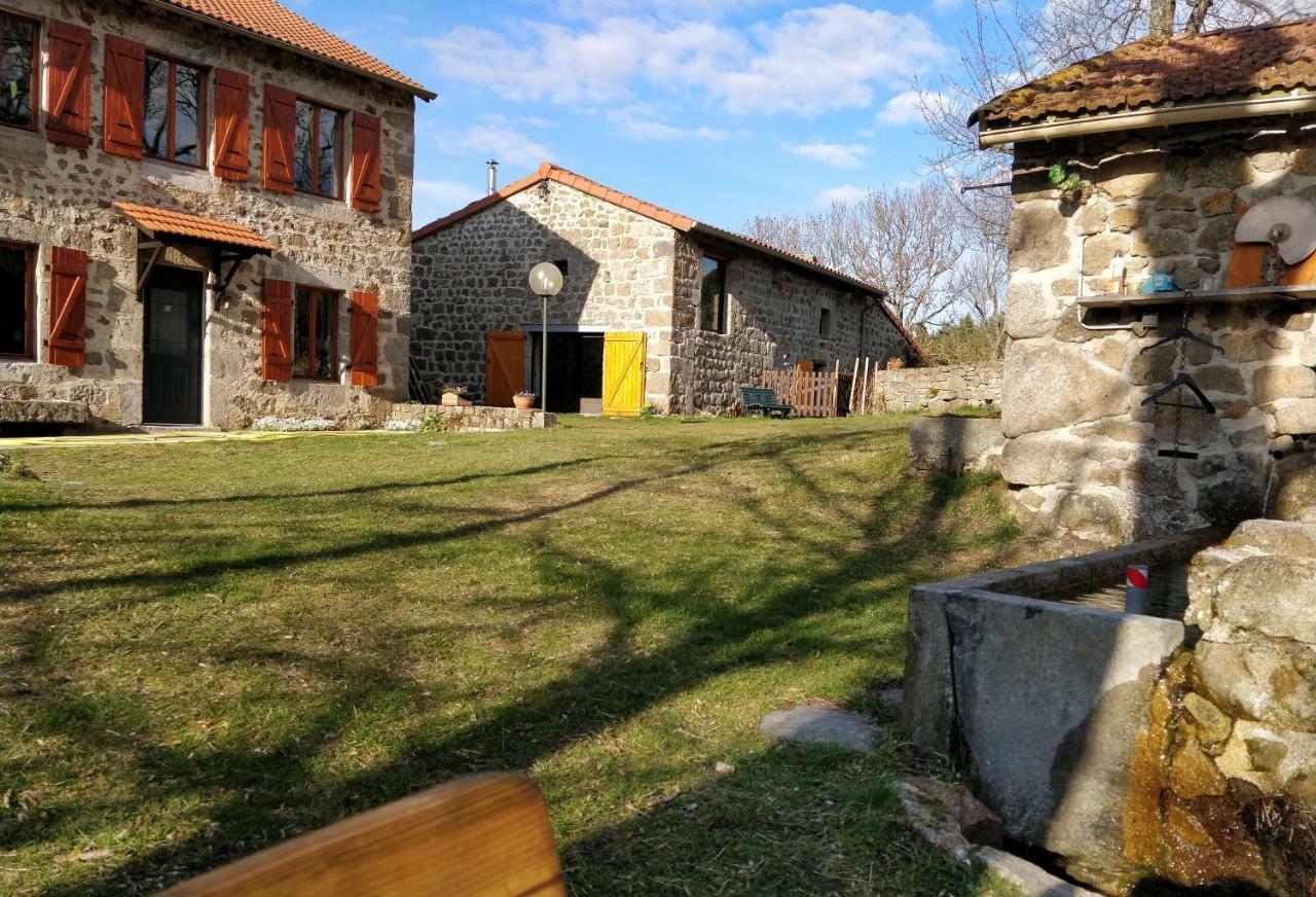 Les Fayettes Hotel Montregard Екстериор снимка