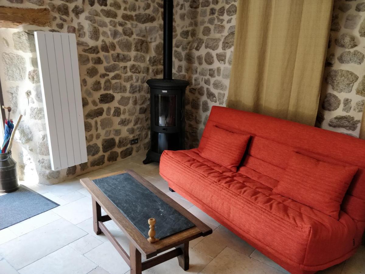 Les Fayettes Hotel Montregard Екстериор снимка